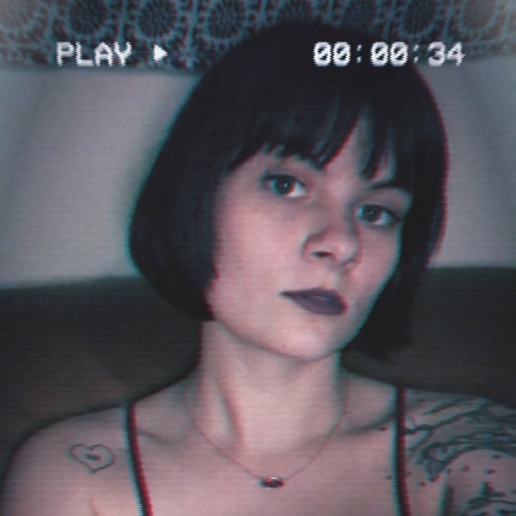 Meet your Posher, Savannah - Picture 1 of 1